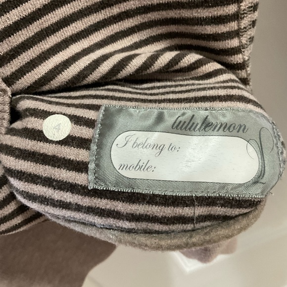 Lululemon hoodie Sz 4 - Picture 5 of 5
